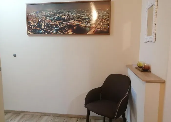 Konukevi I Goscinne Gniezno